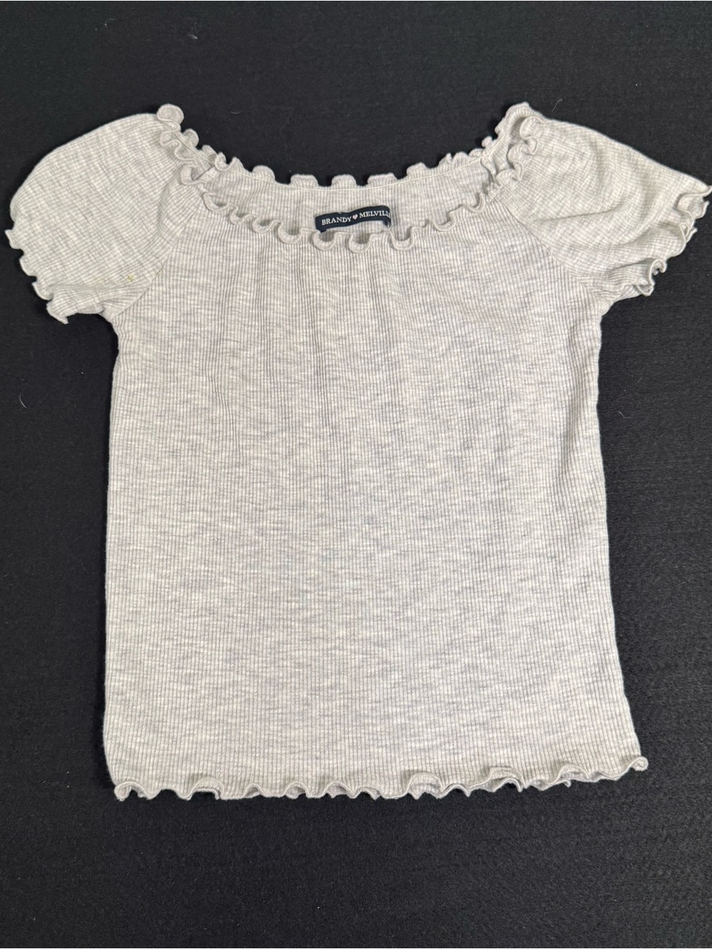 Brandy Melville Light Heather Gray Ribbed Lettuce-Edge Crop Top